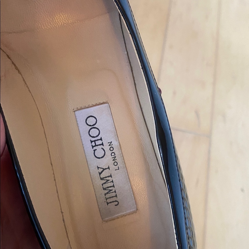 Jimmy Choo Black Patent Leather Hype Pump Cutout Buckle Heels Size 7.5 - Picture 11 of 16